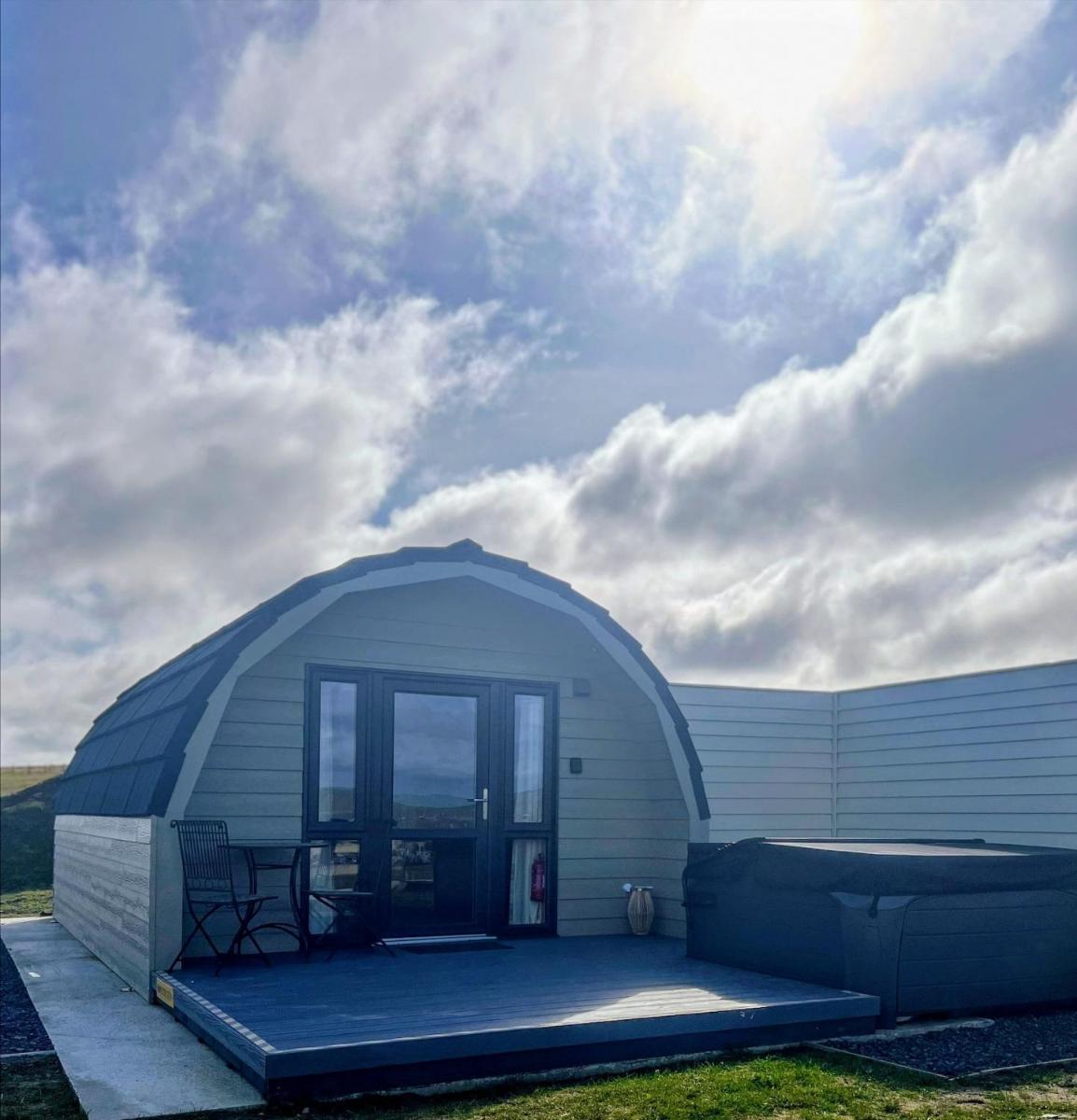 Berstane Lodges - Housity