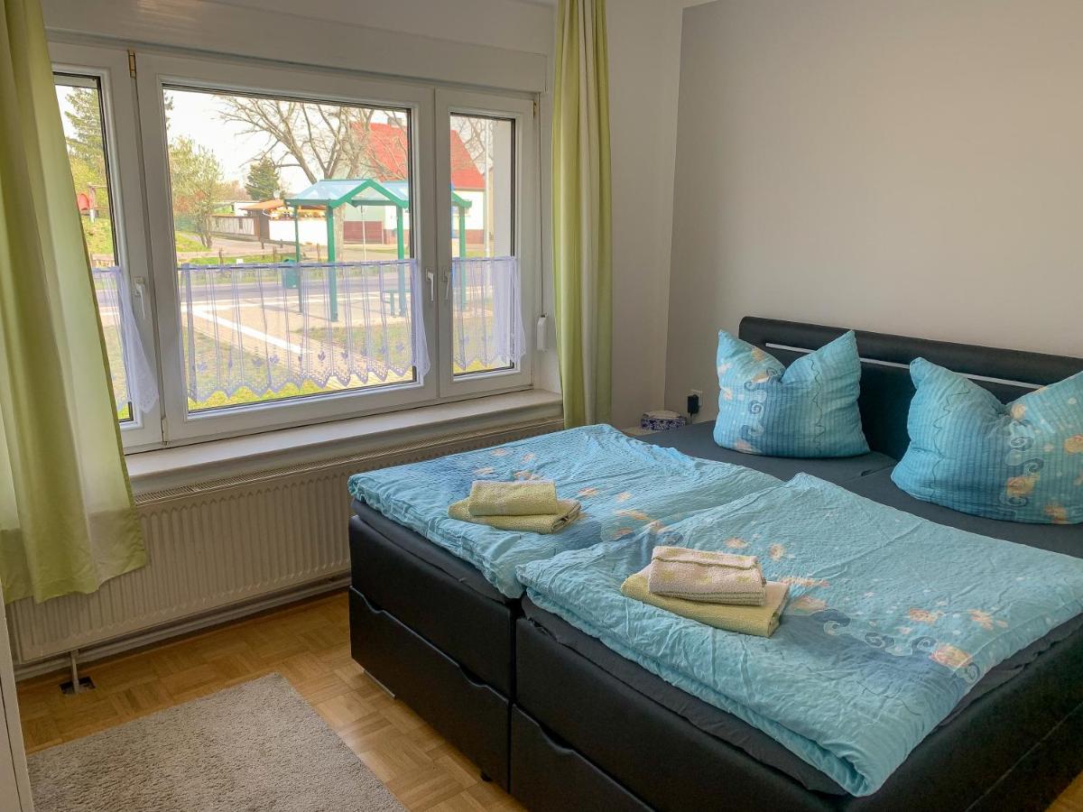Top-moderne Ferienwohnung und Apartments auf früherem wunderschönen Bauernhof im Elbe-Elster-Kreis in Brandenburg bei Herzberg-Elster, Schönewalde, Holzdorf - Housity