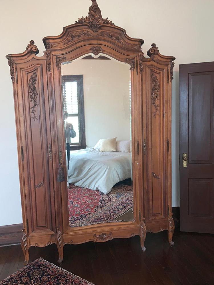 Historic Queen Anne Mansion - Housity