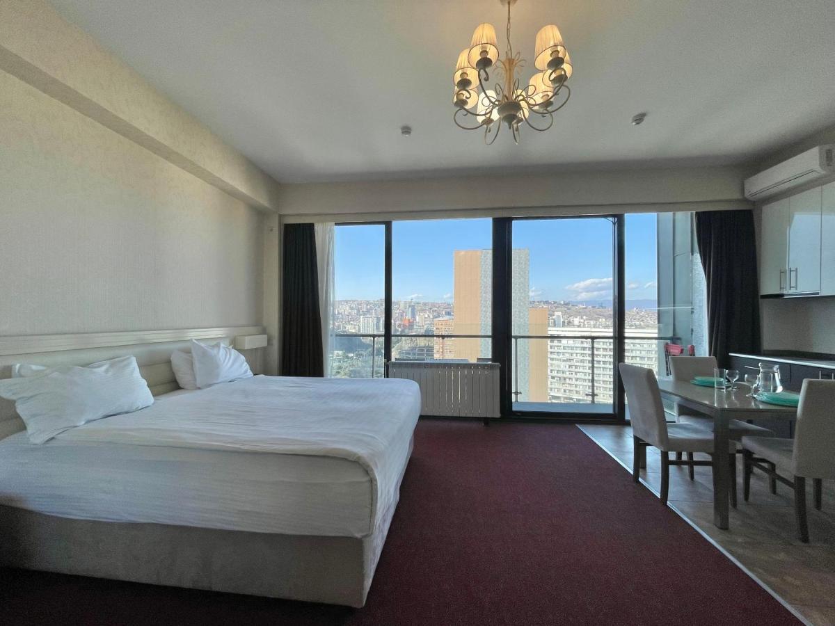 Full Comfort Apartment at Chavchavadze - Housity