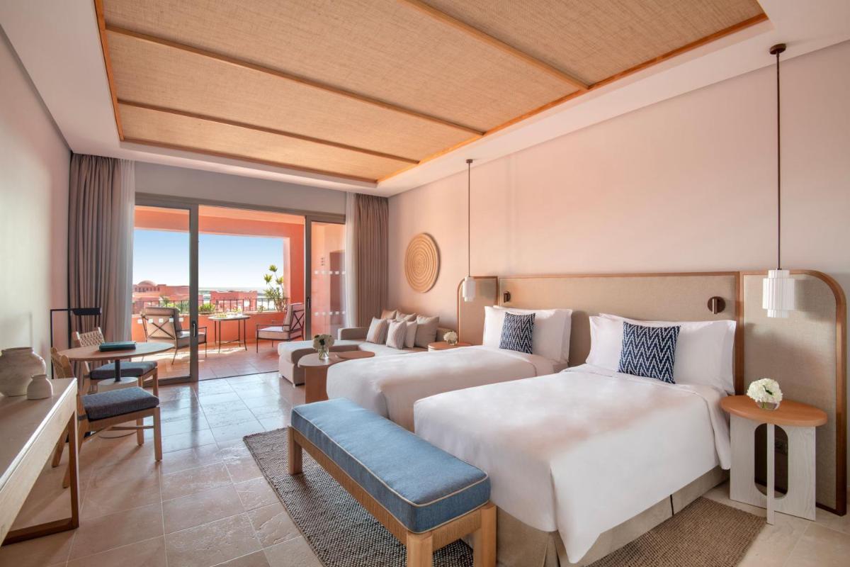 Cama o camas de una habitación en The Ritz-Carlton Tenerife, Abama