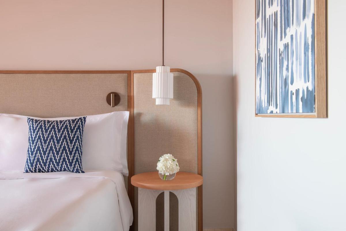 Cama o camas de una habitación en The Ritz-Carlton Tenerife, Abama