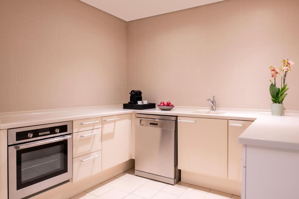 Una cocina o zona de cocina en The Ritz-Carlton Tenerife, Abama
