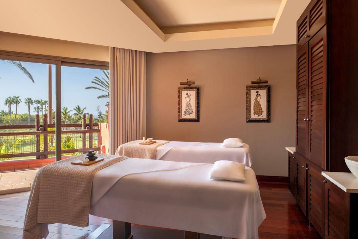 Cama o camas de una habitación en The Ritz-Carlton Tenerife, Abama