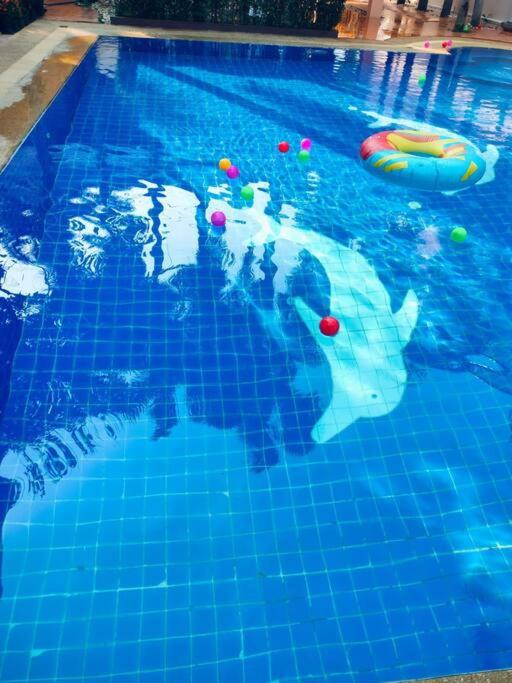 Luxury Pool Villa 5 Bedroom - Housity