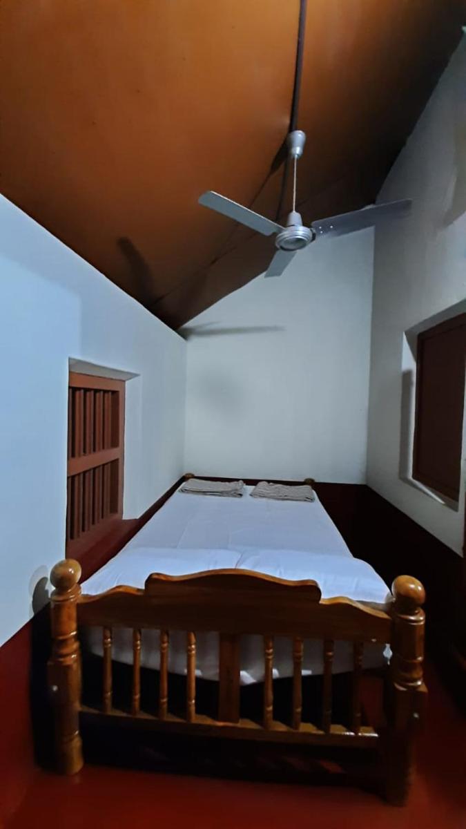 D Square Beach Home - Housity