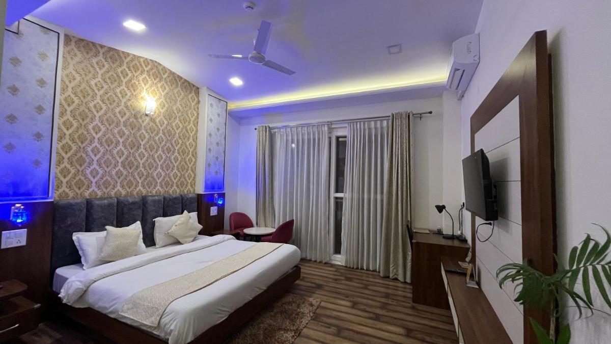 Hotel Le Halcyon Kasauli - Hizvo