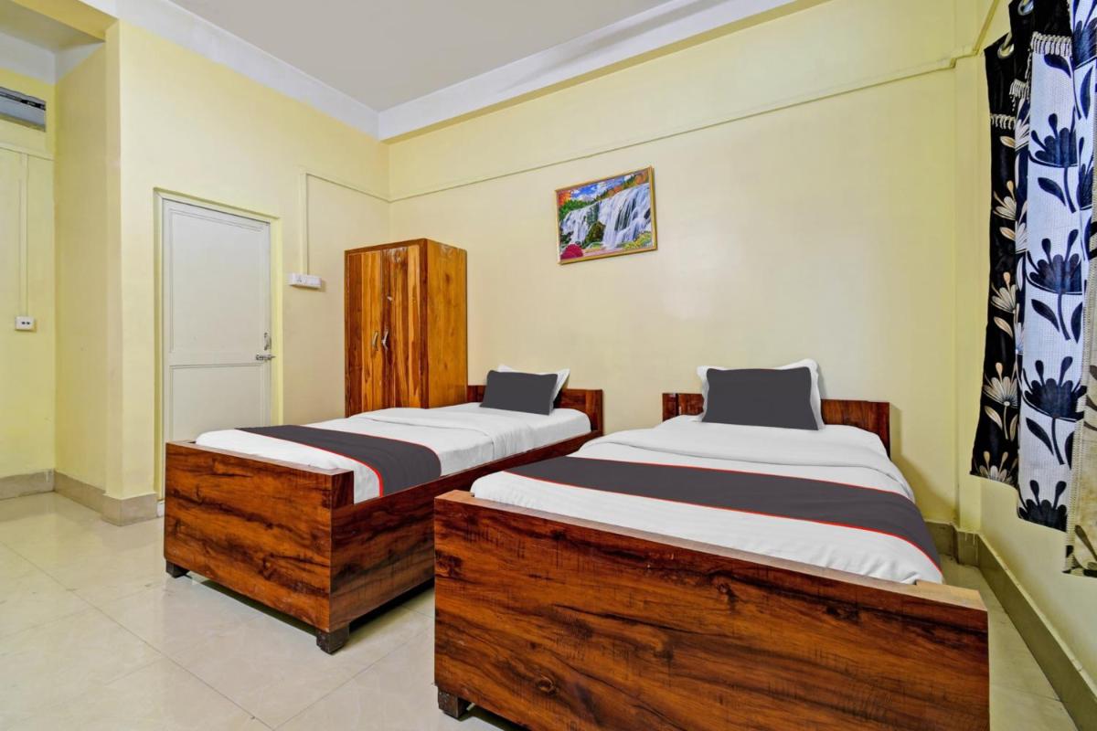 Flagship Hotel The Alohi Ghar - Housity