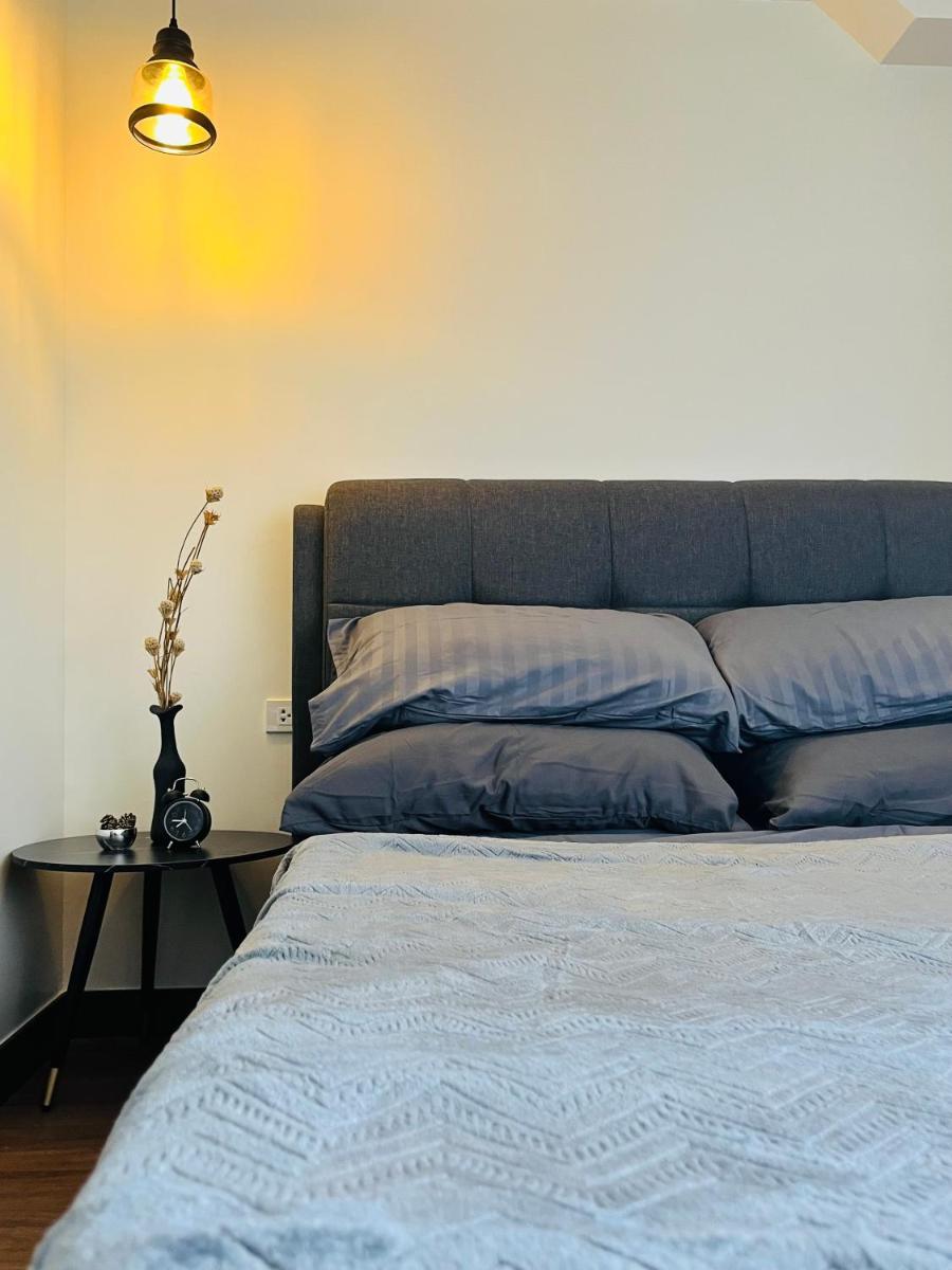 Modern Contemporary 1BR Fully Furnished Condo with Balcony at Prisma Residences - Hizvo