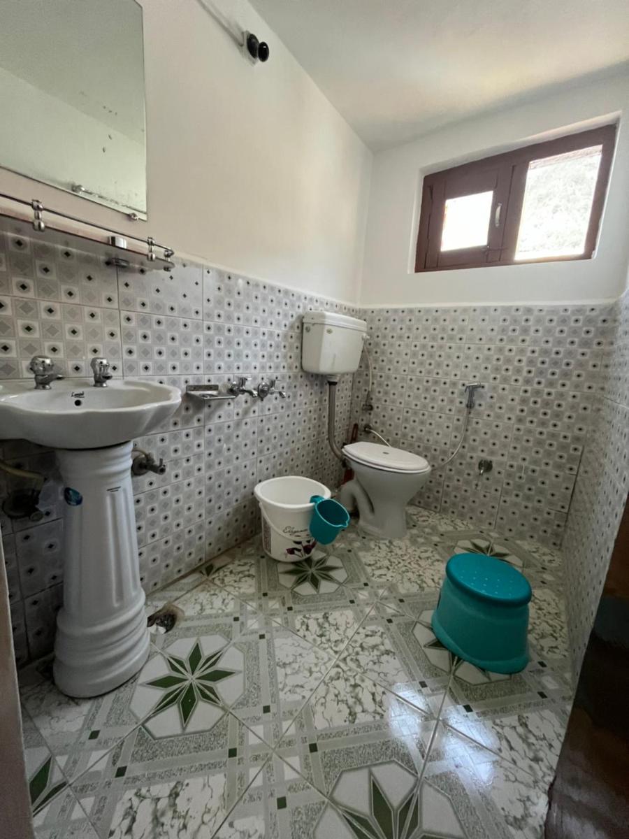 Pine Brooke Pahalgam - Housity