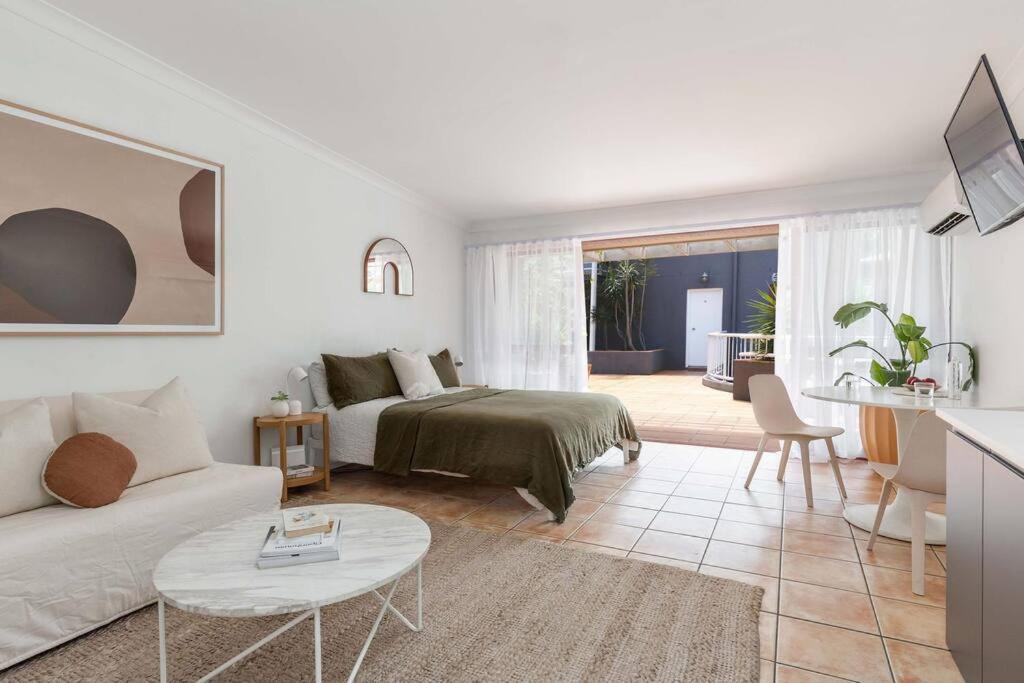 The Lane - Byron Bay - Housity