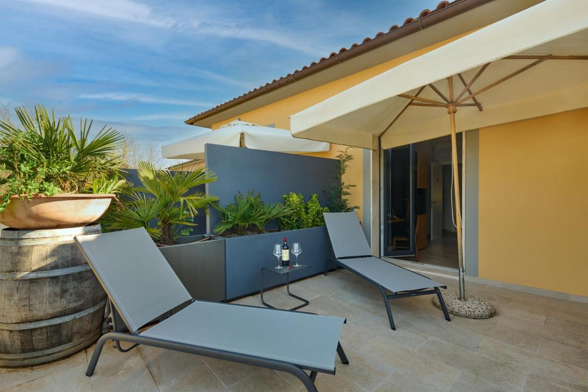 La Dama Country Rooms - Housity