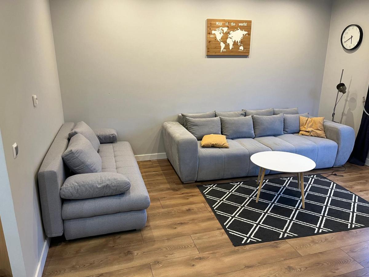 Green Yew Apartment - Housity