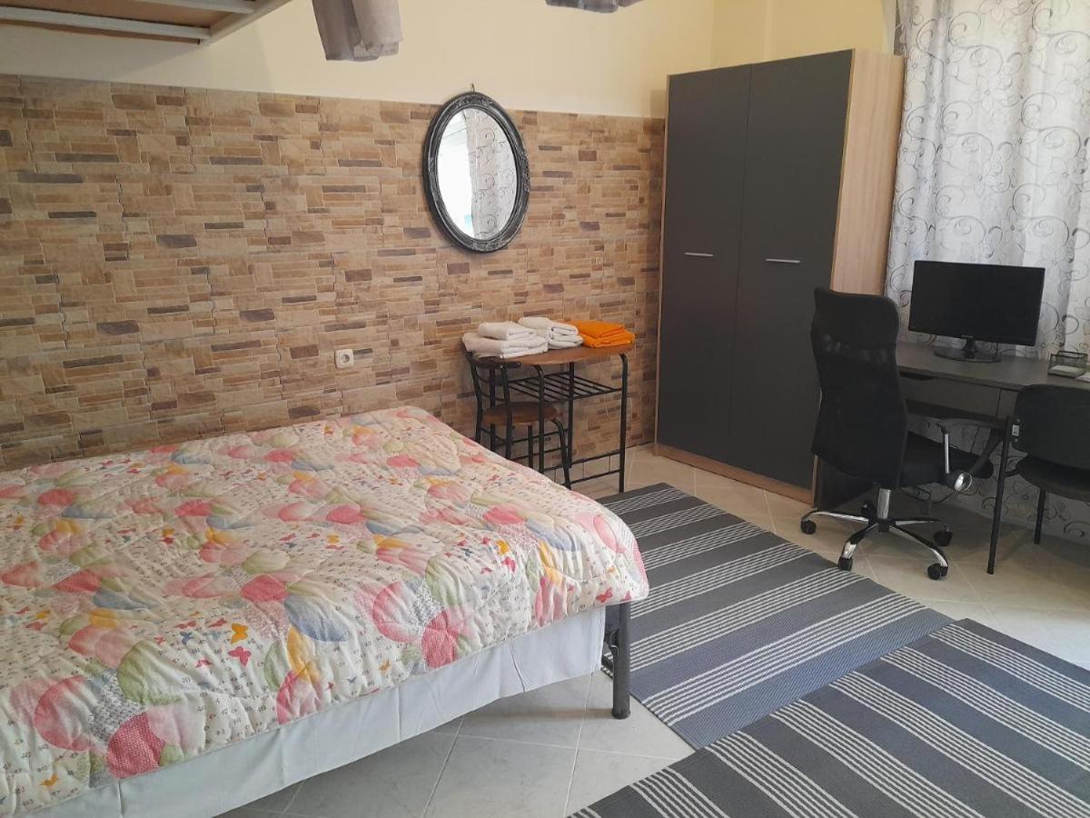 Minimal studio! - Housity
