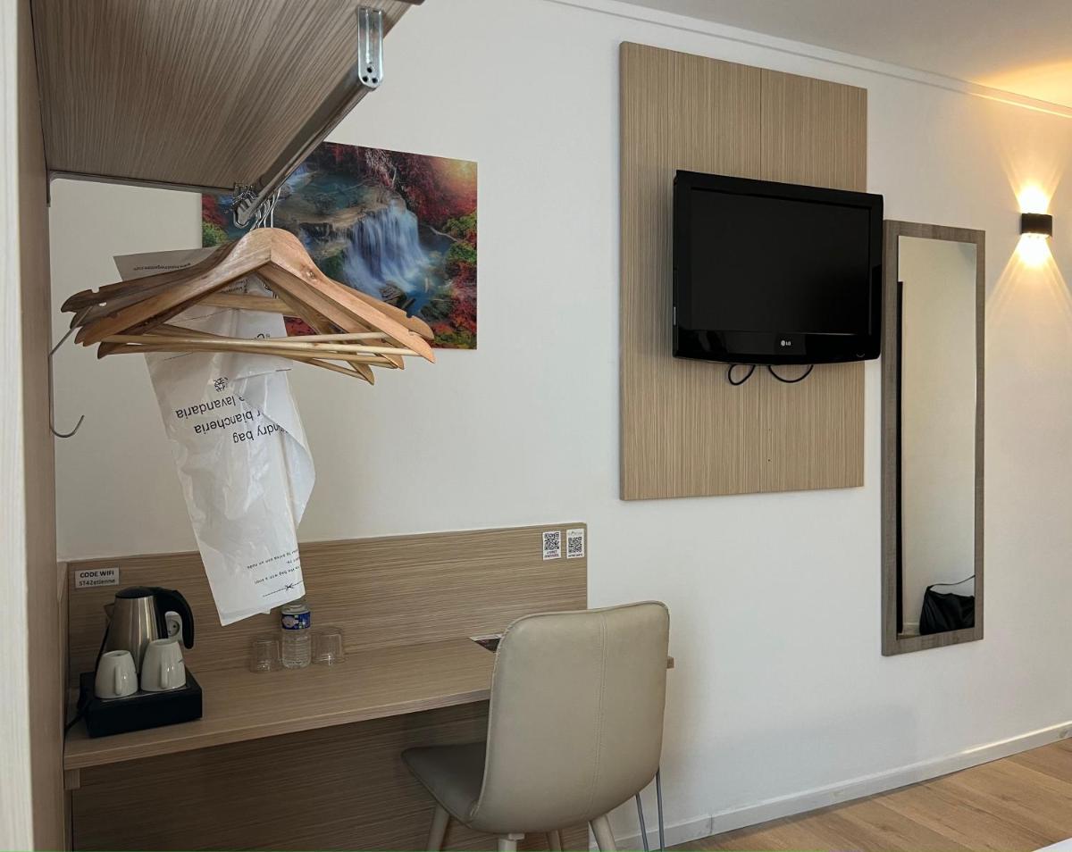 Télévision ou salle de divertissement dans l'établissement Best Western Hotel & Spa Austria-La Terrasse