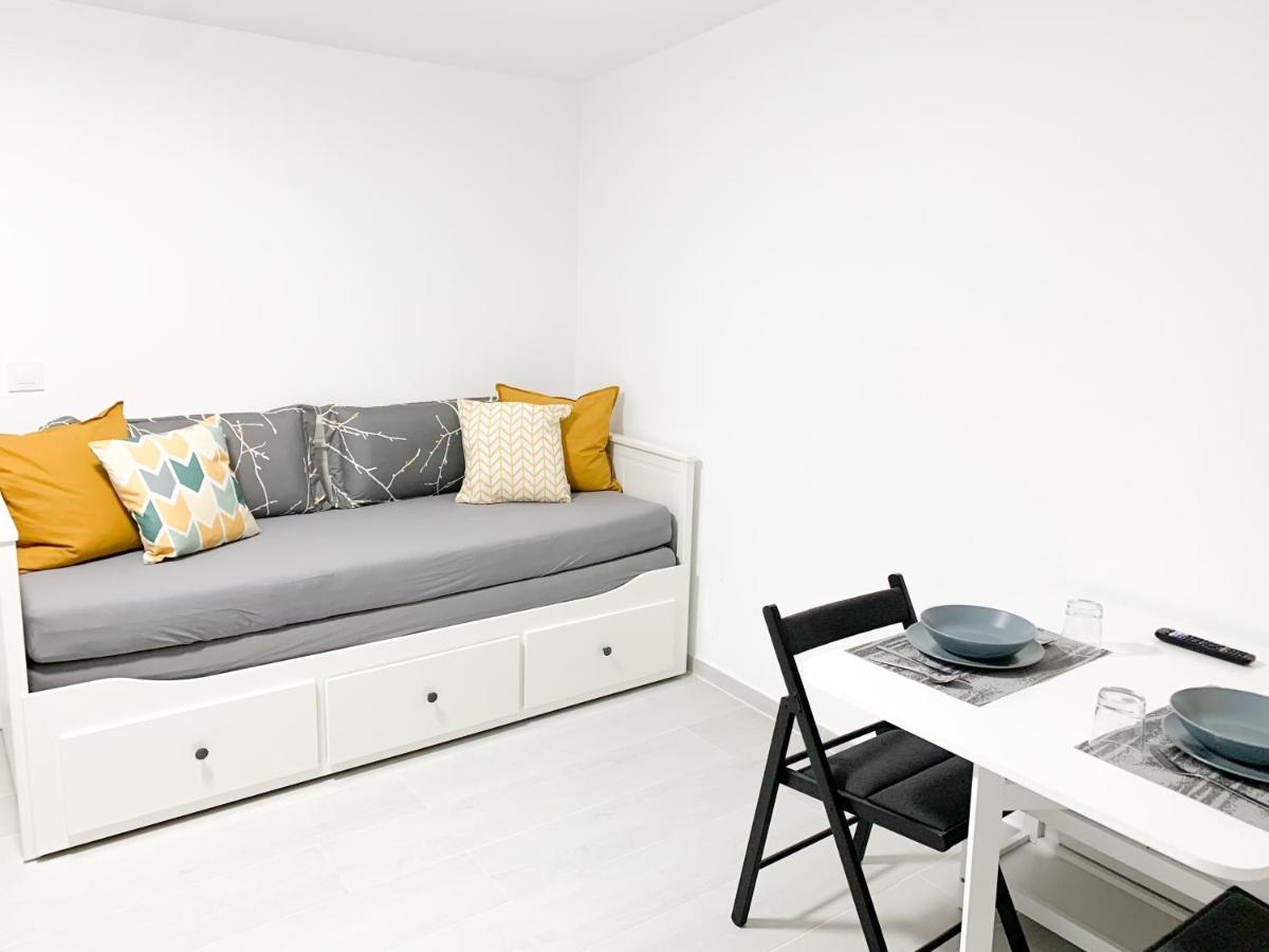 Estudio Con Terraza En La Playa - Housity