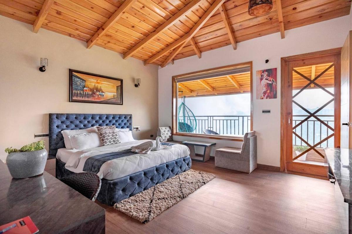 The Lookout - Luxurious Villa at Mukteshwar - Housity