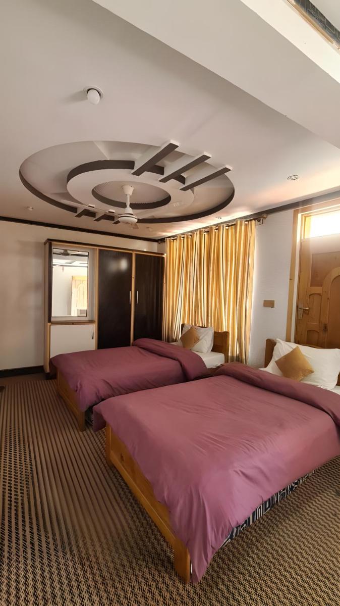 Baltistan Continental - Housity
