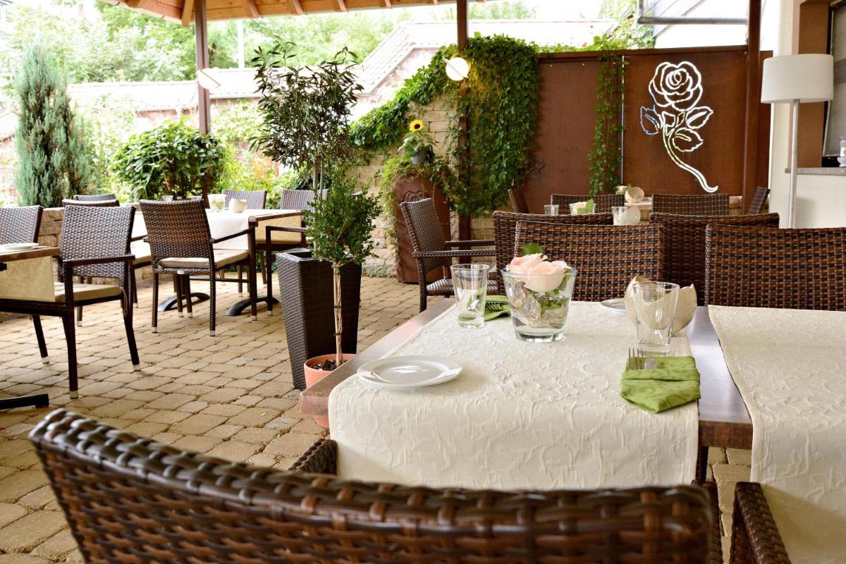 Rosenhotel Scherer - Housity
