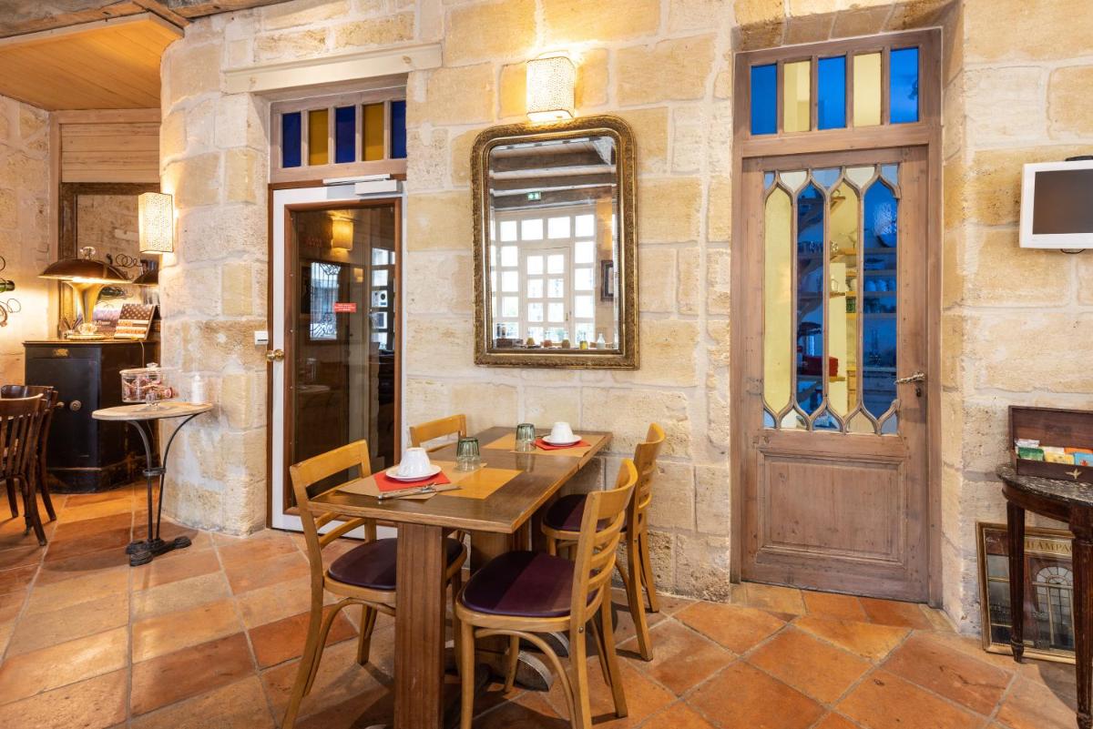 Hôtel La Tour Intendance - Housity