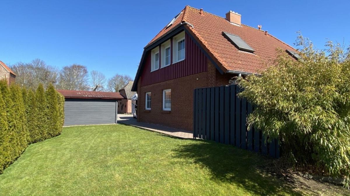 Ferienhaus Kleiner Leuchturm - Steuerbord Ferienwohnung Fehmarn Ostsee - Housity