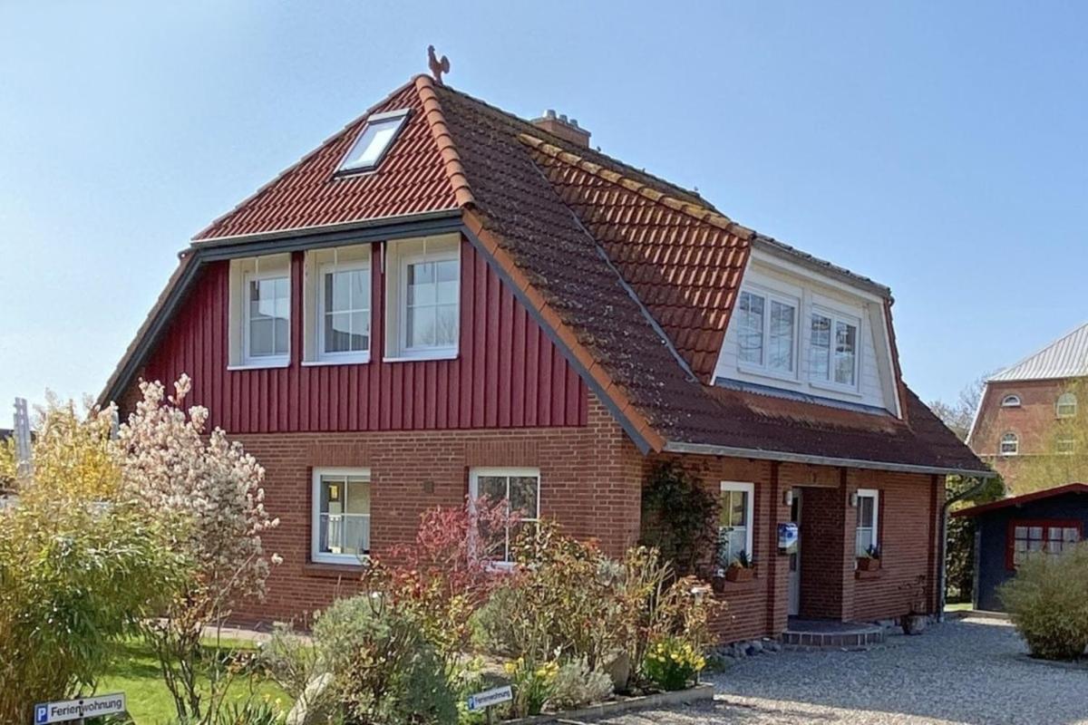 Ferienhaus Kleiner Leuchturm - Steuerbord Ferienwohnung Fehmarn Ostsee - Housity