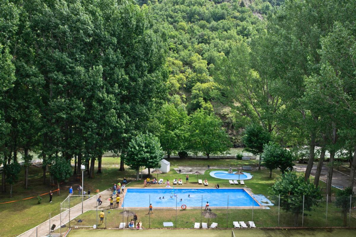 Piscina en o cerca de Hotel Snö Condes del Pallars