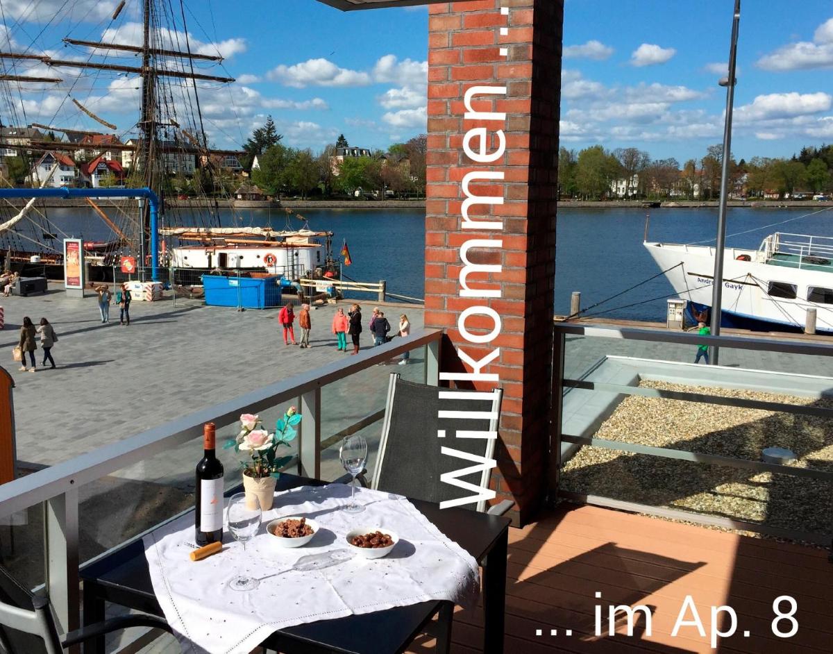Apartmenthaus Hafenspitze Ap 8 "MEERZEIT" Blickrichtung Innenstadt Binnenhafen West - a72354 - Housity
