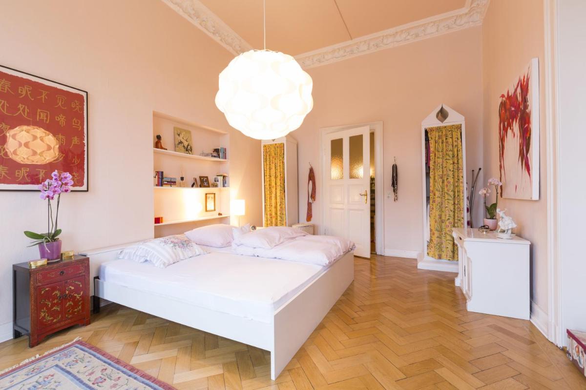 Suitetrails - Deutsche Messe Zimmer - Private Apartments & Rooms Hannover City - room agency