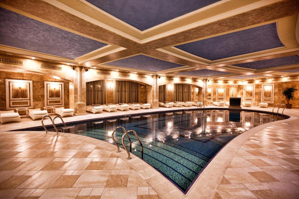 Multi Grand Pharaon Hotel - Housity