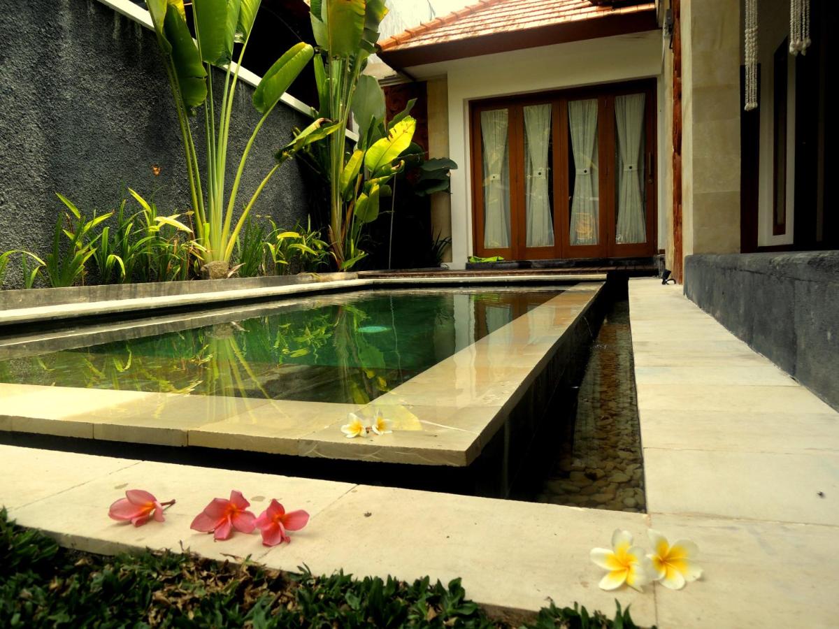 Jayastuti House - Housity