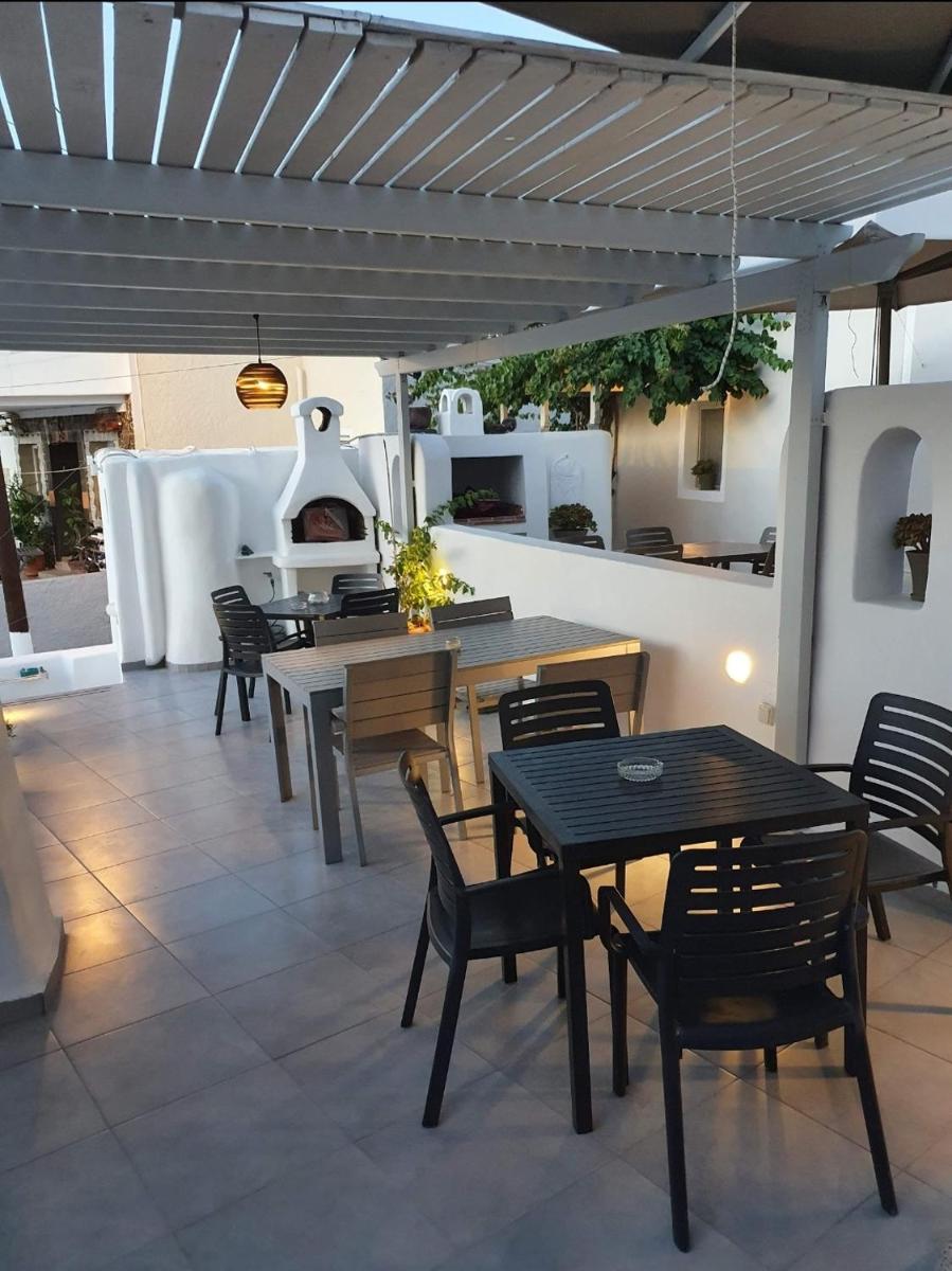 Nefeli Traditional Cave Houses - Housity