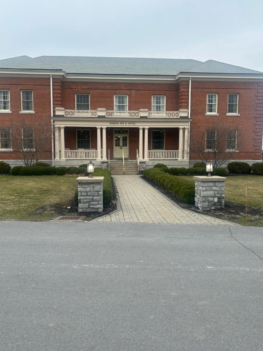 Harbor House Inn - Housity