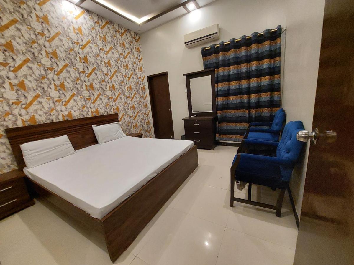 Suitetrails - Karachi Guest House
