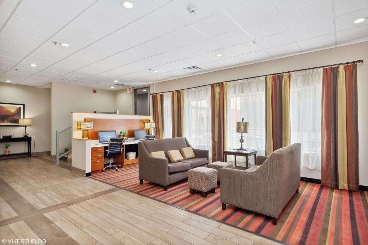 Quality Inn & Suites Morgantown - University Area - Housity