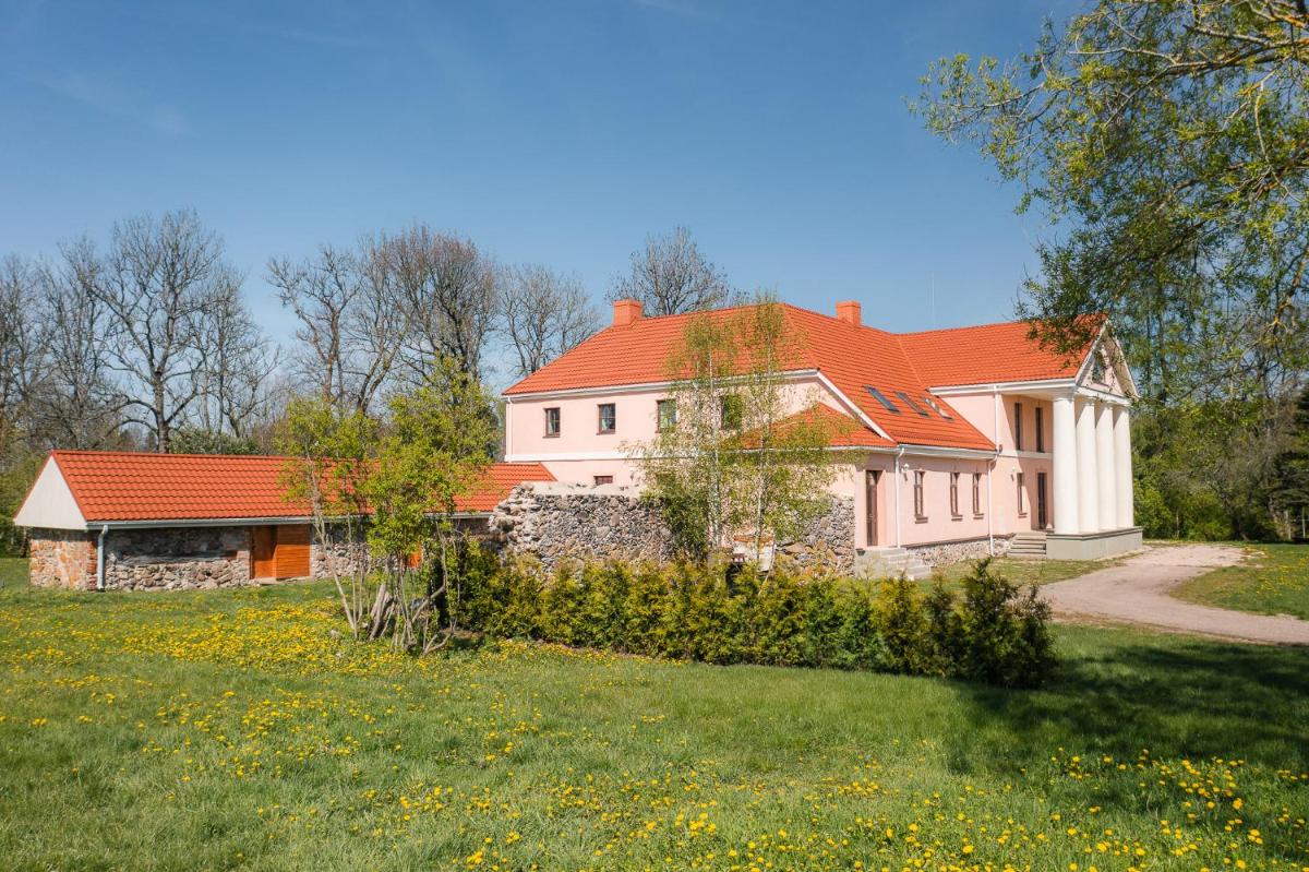 Lēnu pils - Housity