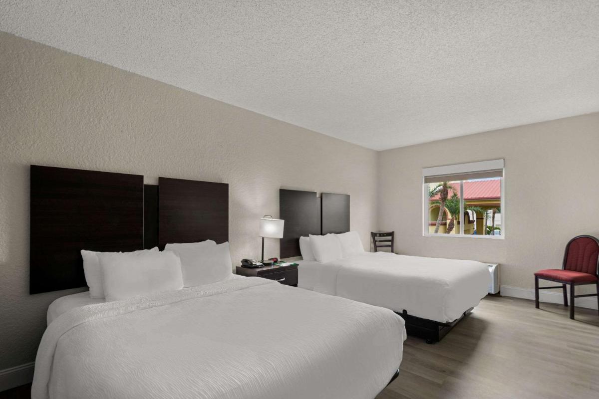 Quality Inn Sarasota I-75 - Housity
