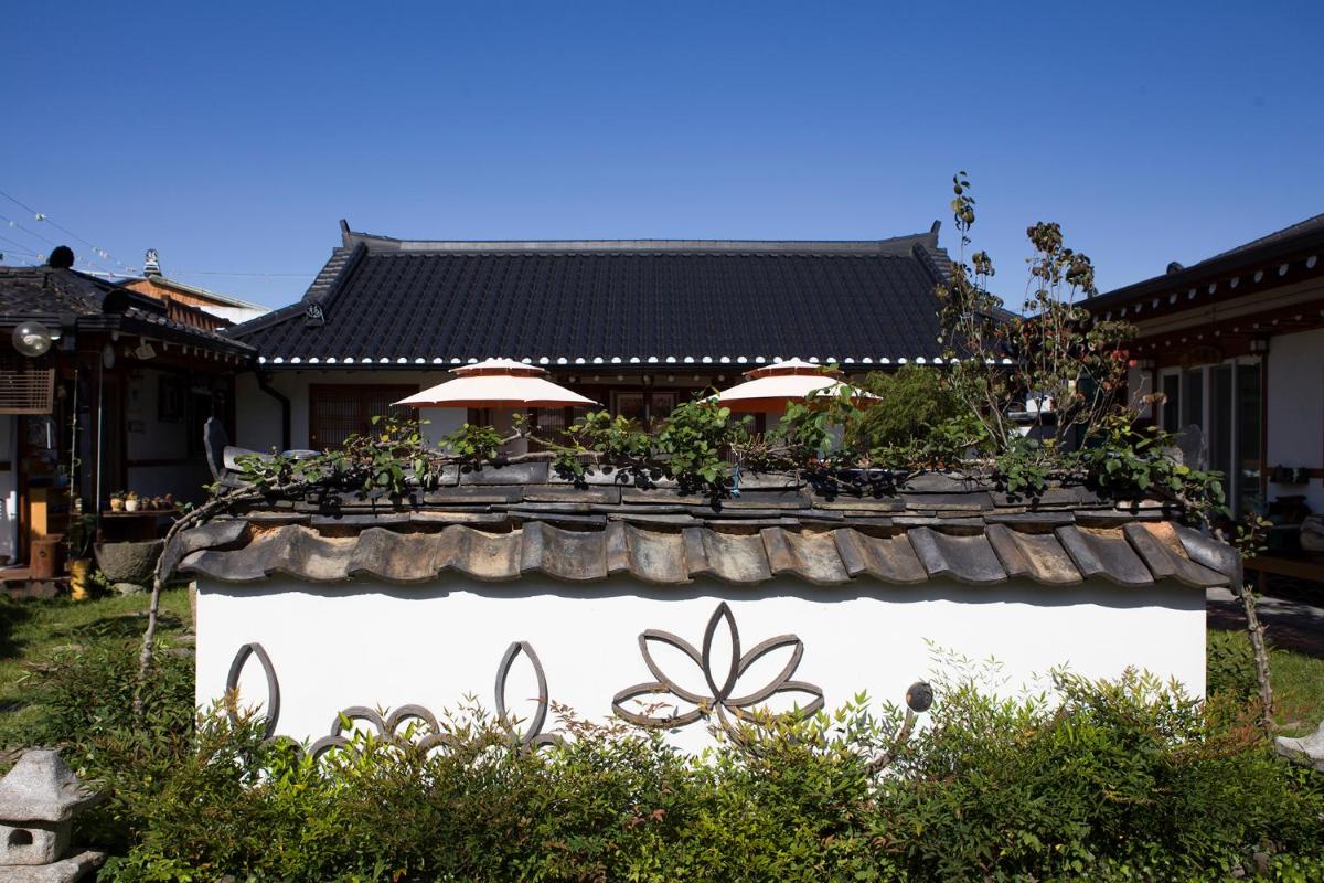 Hanok Raon - Housity