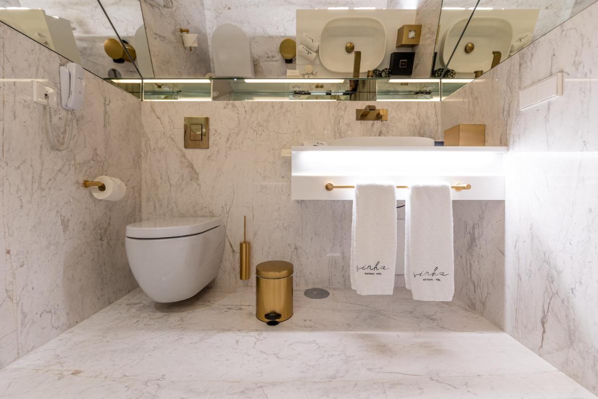 Uma casa de banho em Vinha Boutique Hotel - The Leading Hotels of the World