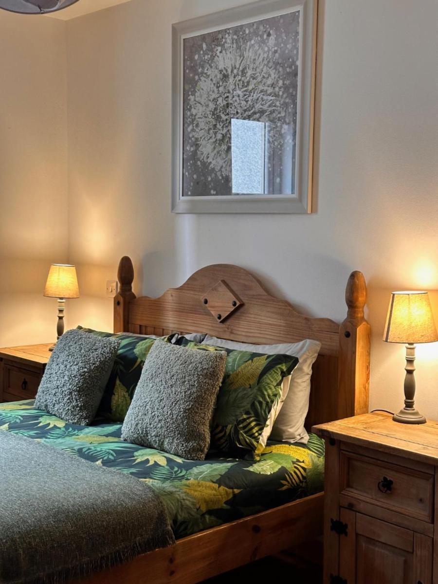City centre apartment next to Bus and Train Station - Housity