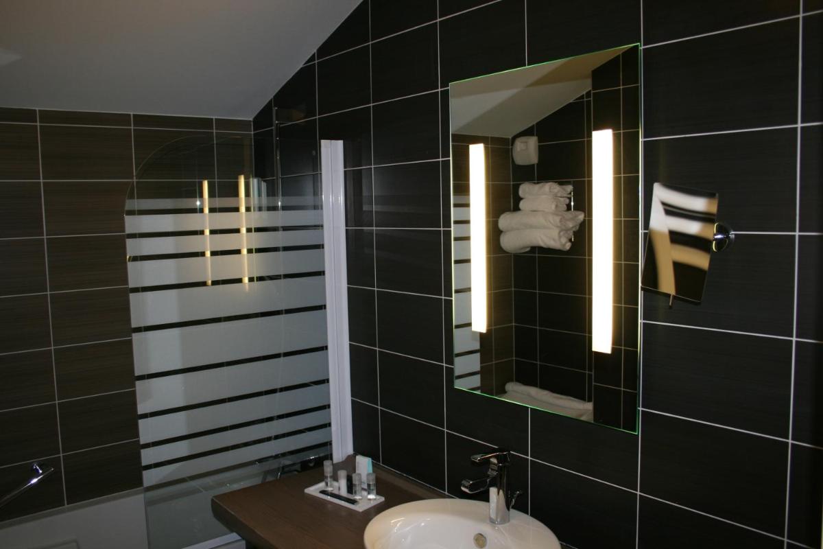 Salle de bains dans l'établissement Thalasso Concarneau Spa Marin Resort