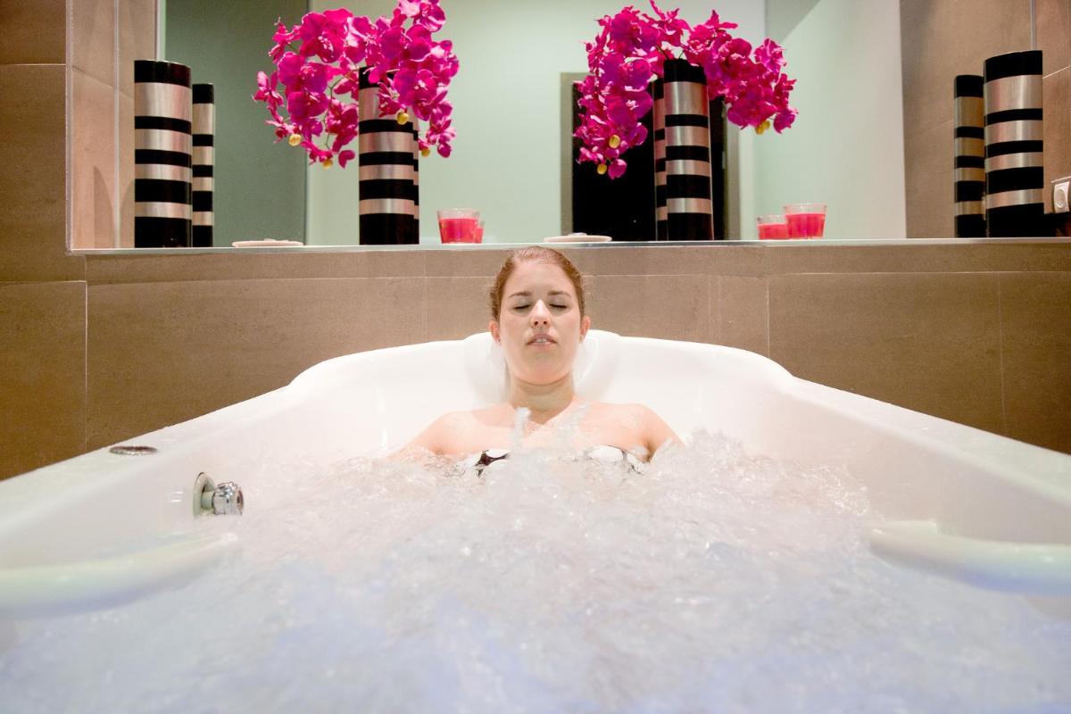 Clientes alojados en Hotel Balneario Valle del Jerte