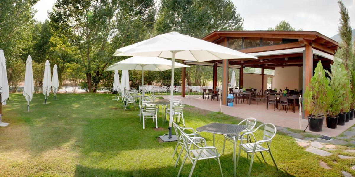 Jardín al aire libre en Hotel Balneario Valle del Jerte