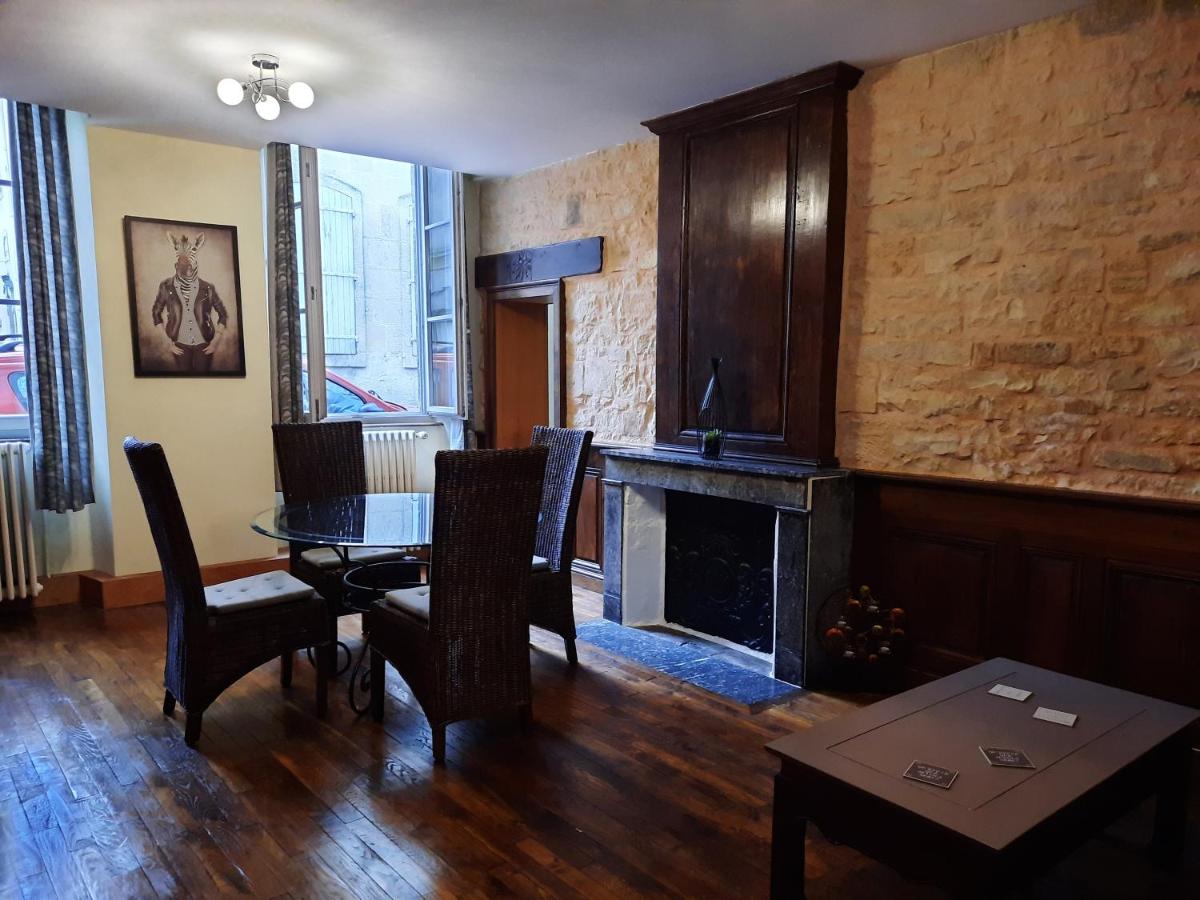 Appartement vieille ville - Housity
