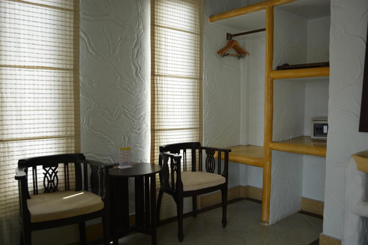 Nirvana Guesthouse & Hostel - Housity