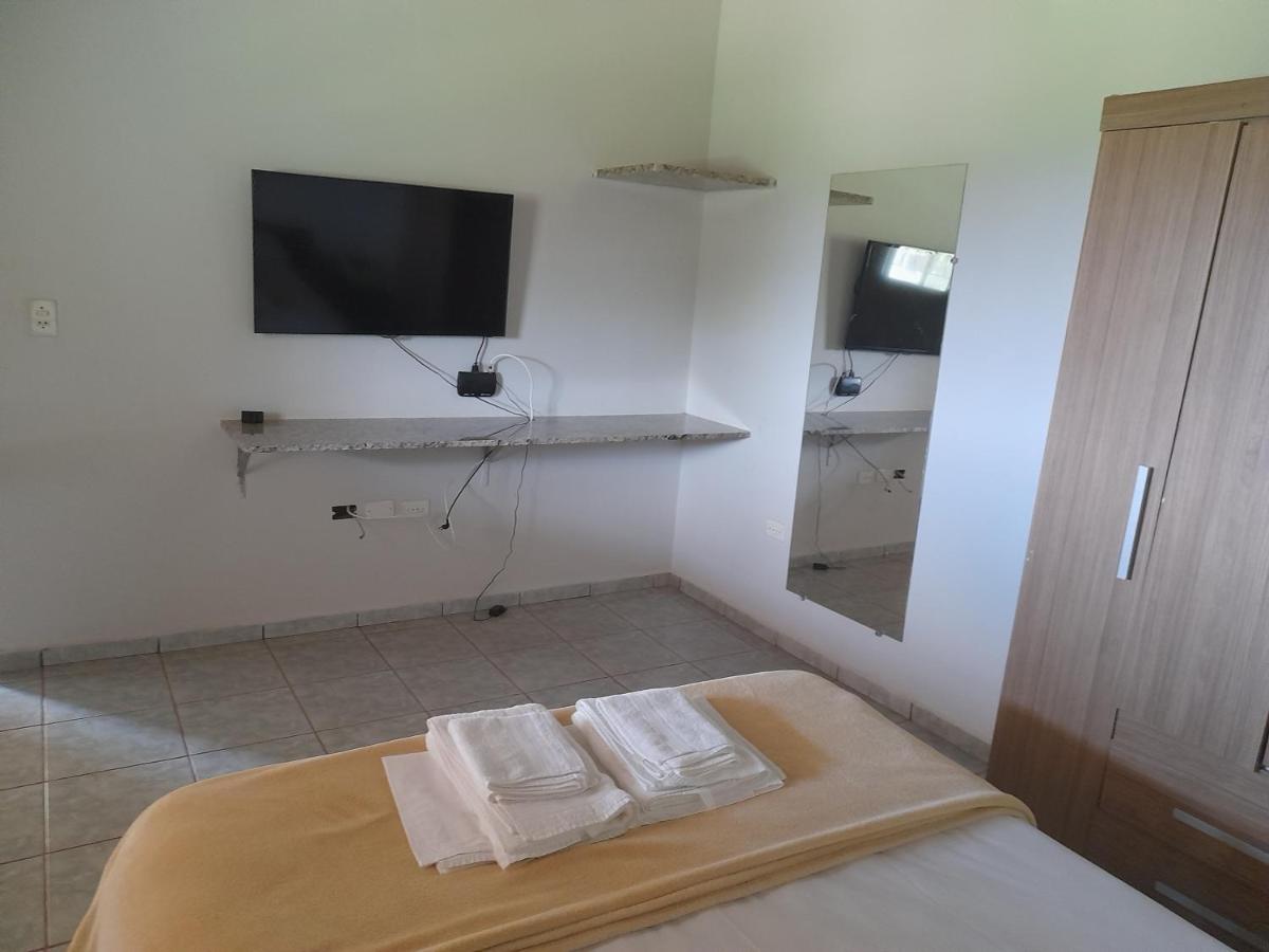 Hotel Fazenda Recanto do Monte Alegre - Housity