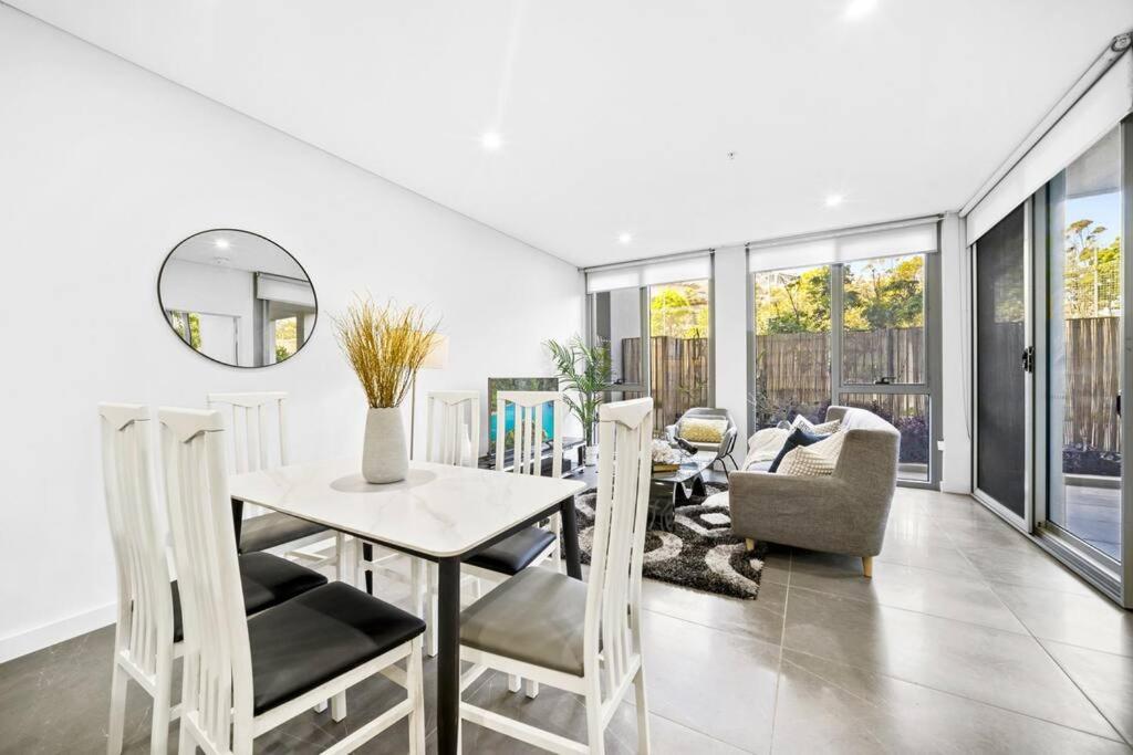 Stay Steps from Olympic Park : Spacious 3-Bedroom - Housity