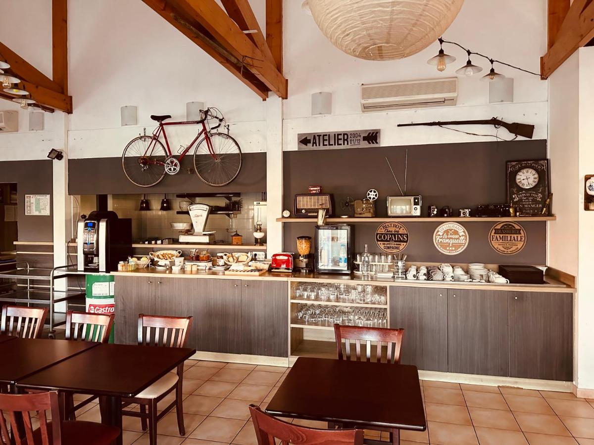 Ever Route 64 Brit Hotel Tarbes Ibos - Housity
