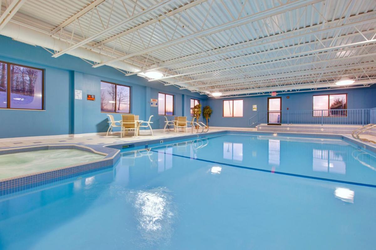 Holiday Inn Express Sault Ste Marie by IHG - Housity