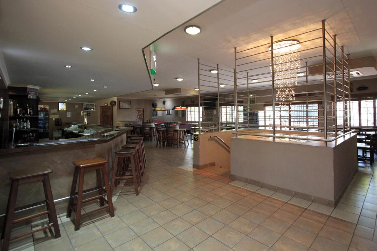 Rustenburg Palm Lodge - Housity